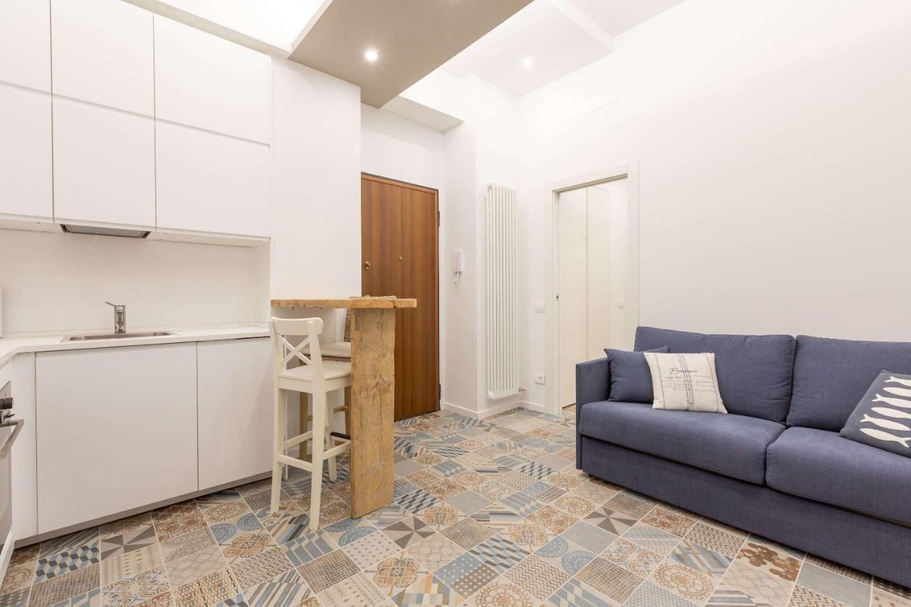 Moa43-Loreto-Duomo - Athens House - Luxury Милано Екстериор снимка
